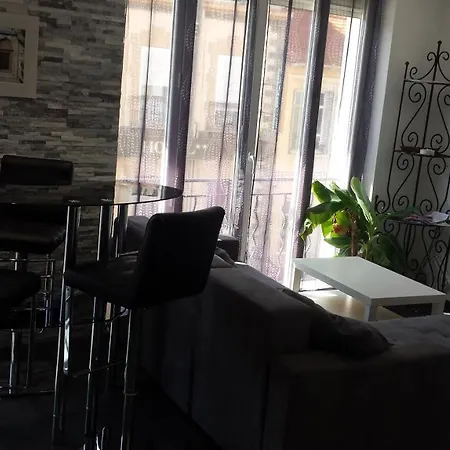 Studio Centre Ville St Raphael Saint-Raphael (Var)